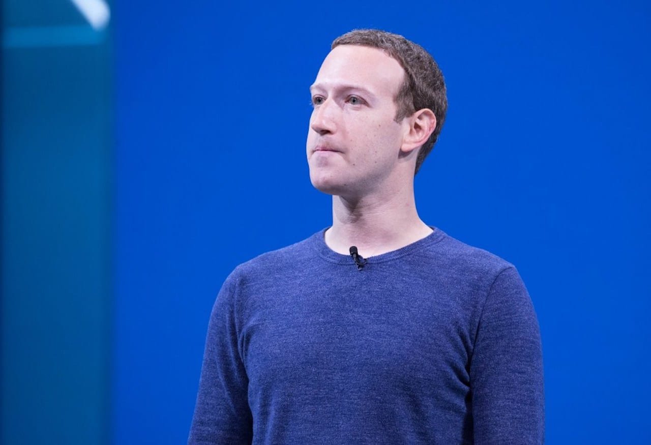 Selon le Financial Times et The Guardian, Mark Zuckerberg travaille sur un clone numérique de lui-même, chargé d’interagir directement avec