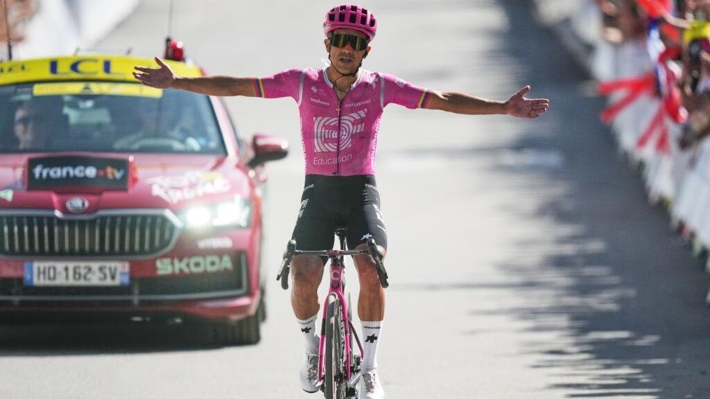 Richard Carapaz dompte ses compagnons d'échappée et remporte la 18e étape du Tour de France au sommet d'Orcières-Merlette franceinfoTour de