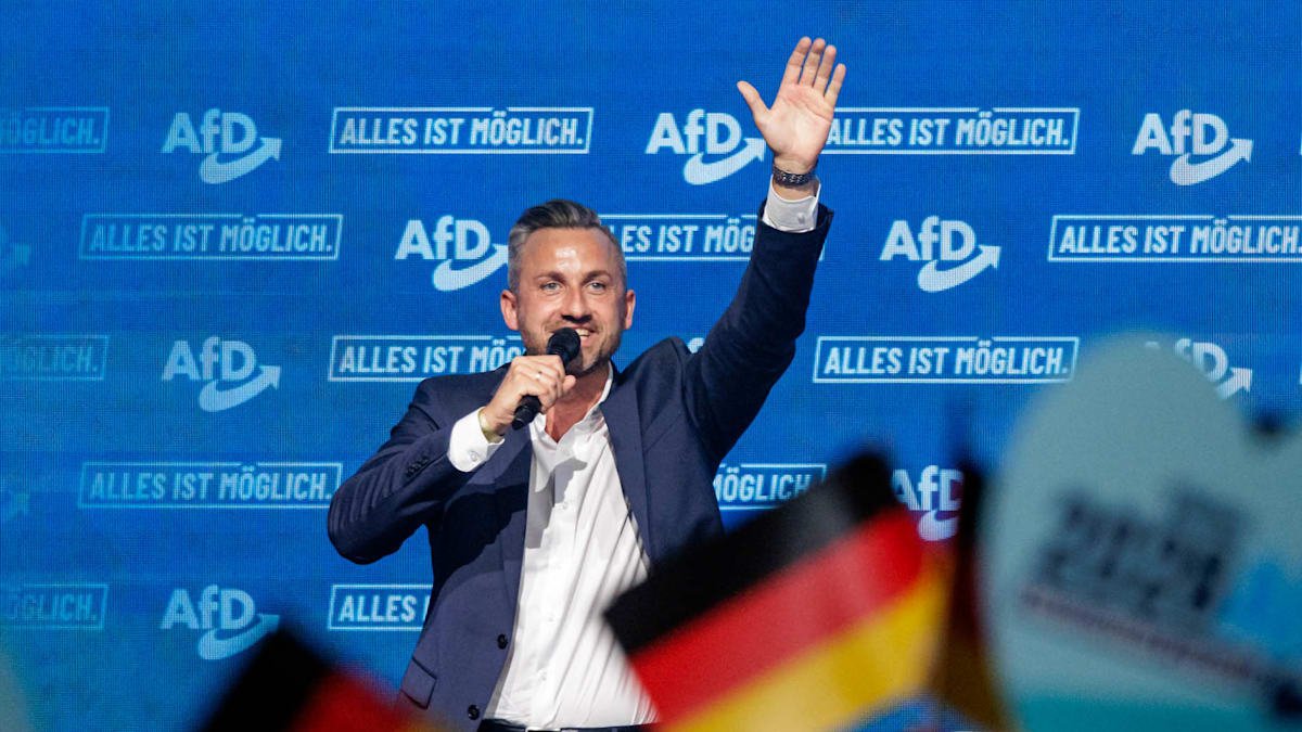 Umfrage: SPD in Sachsen-Anhalt nur noch bei 5 Prozent – Insa-Chef hält AfD-Mehrheit für realistisch - WELT. bei einem Wahlkampfevent in Magd