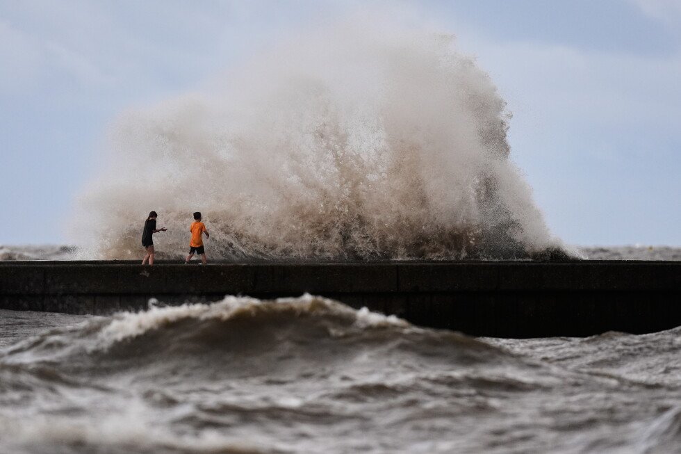 Tropical Storm Bertha makes landfall on southern Louisiana with threatening winds. Tropical Storm Bertha makes landfall in Louisiana | AP Ne