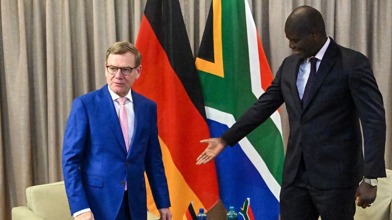 Außenminister Wadephul über Südafrika "Diese Stimme sollte gehört werden" Stand: 23.07.2026 • 21:21 Uhr. Zum Abschluss seiner viertägigen Re