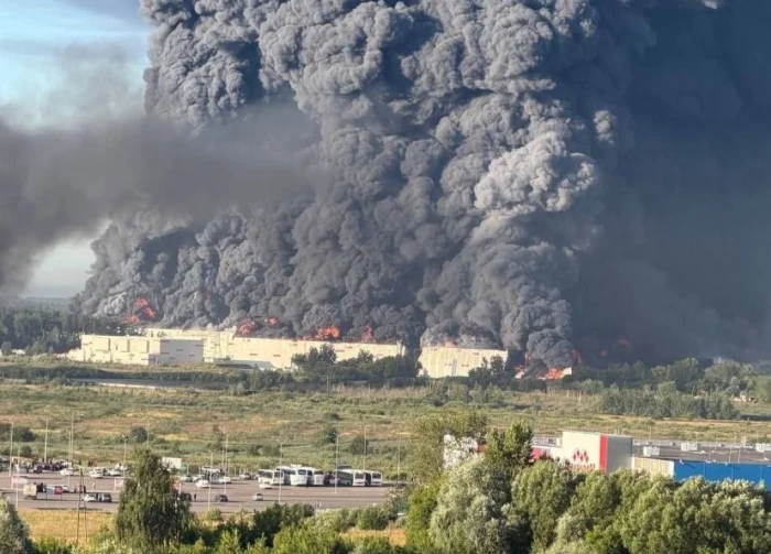 Video: Ukrainische Drohnen treffen das Herz des E-Commerce in Russland 1. Januar 31 4095 Zeitung Al-Marsad: Die Ukraine hat ihre Angriffe mi