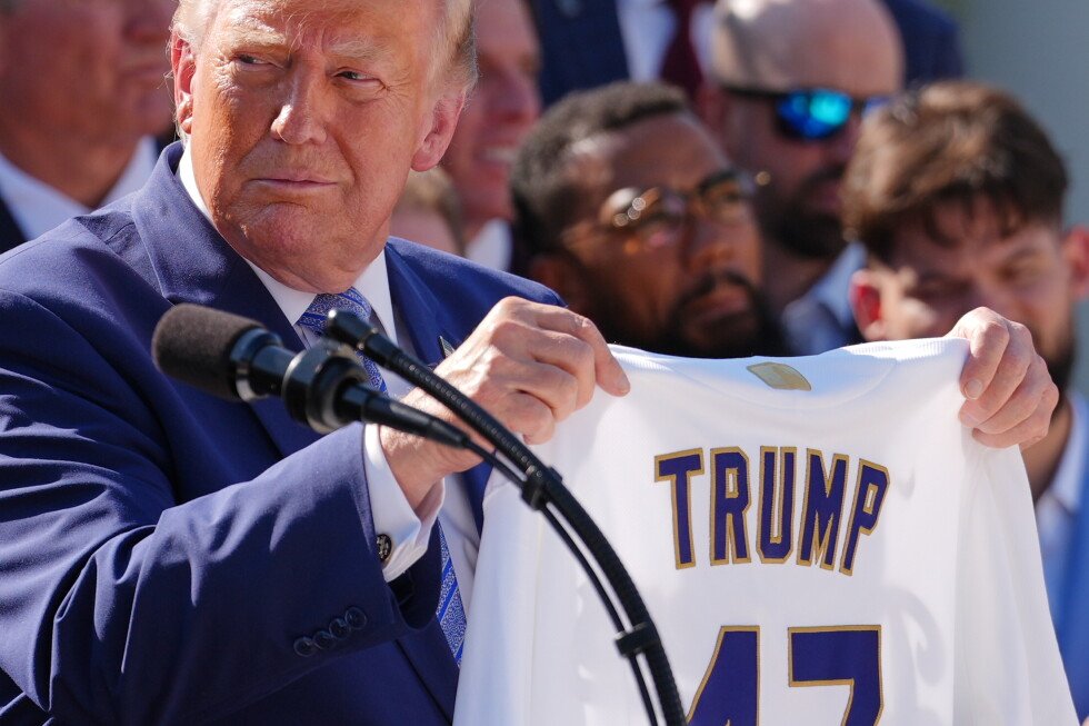 Trump celebrates World Series-winning Dodgers at White House | AP News Menu World SECTIONS Iran war Russia-Ukraine war Español China Asia Pa