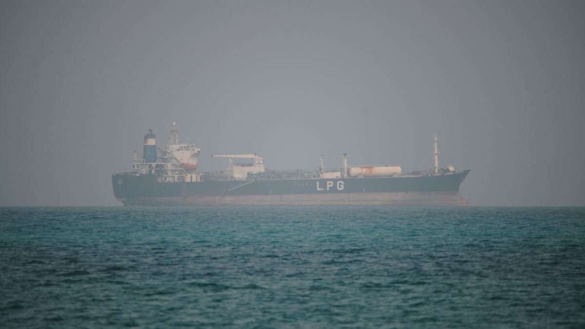 "Mit Raketen und Drohnen"Huthi greifen saudi-arabische Öltanker im Roten Meer an. Im Zuge des Iran-Krieges entwickelt sich offenbar eine wei